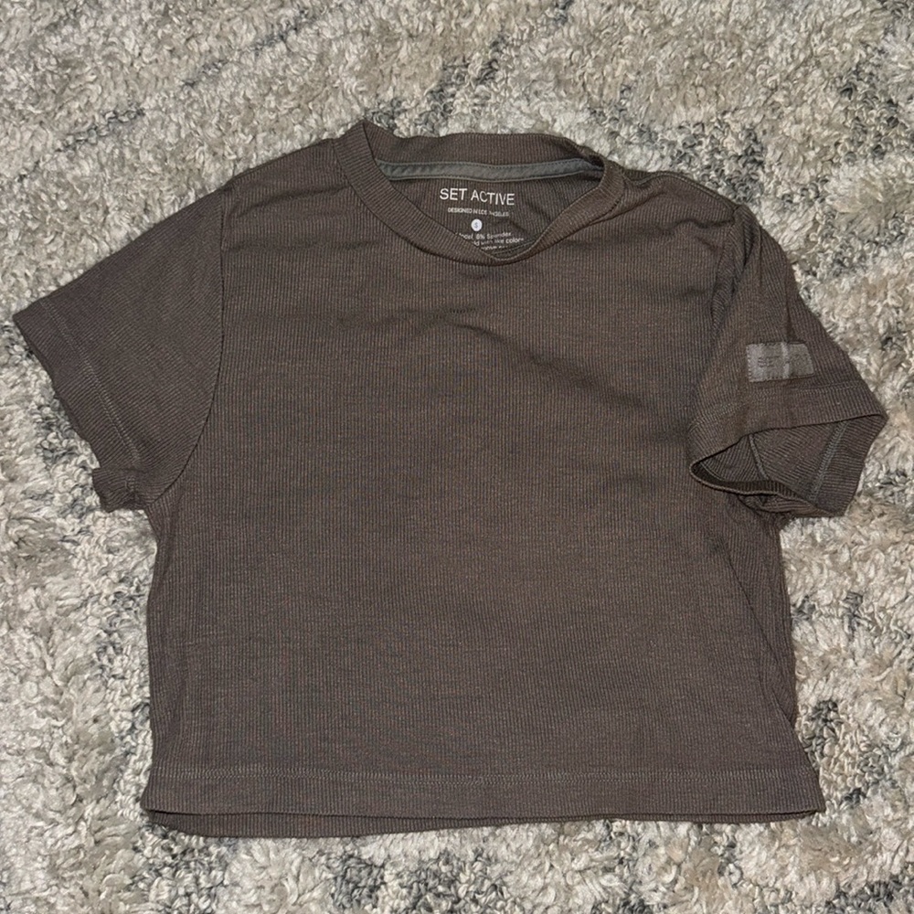 SET ACTIVE TEE